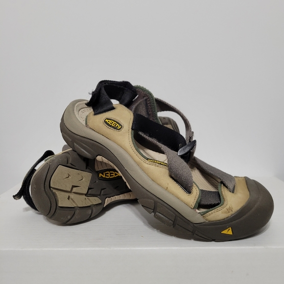Mens Keen Sandals Pre Owned Size 9 Tan - Picture 12 of 13